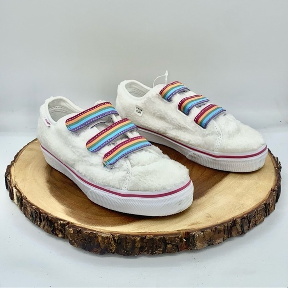 Kids Vans Style 23 V Shearling Rainbow/True White Faux Fur Sizes 2 + 1.5 - Picture 5 of 7